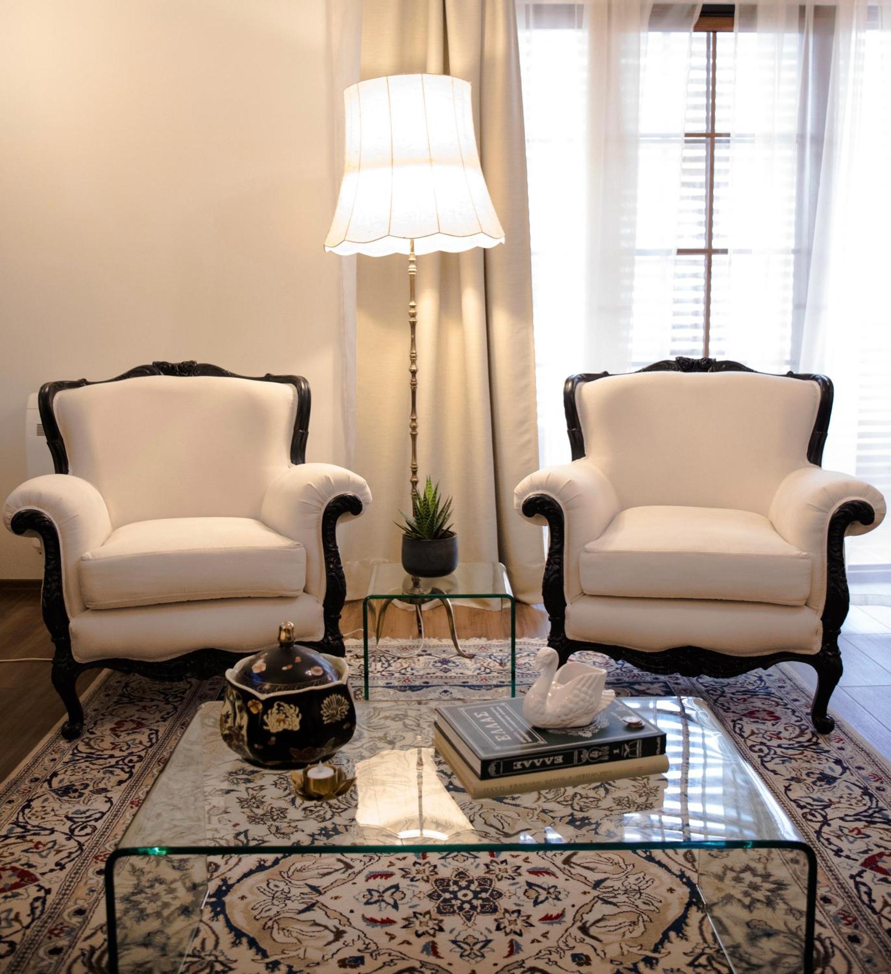 Novi'S Luxury Apartment 2 Gjirokastër 外观 照片